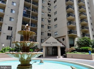 1211 S Eads St APT 211, Arlington, VA 22202