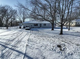 34640 Lone Star Rd, Osawatomie, KS 66064