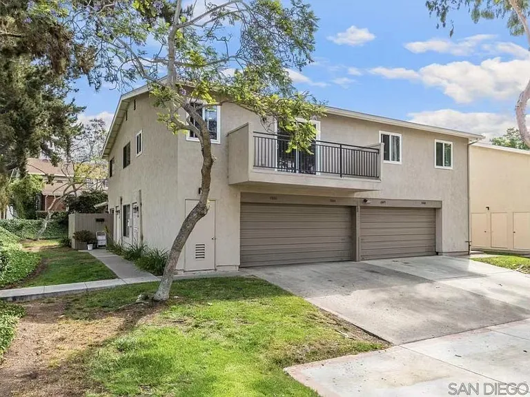 7866 Camino Huerta — Photo 2