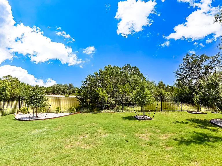 126 Little Stream Cv — Photo 40
