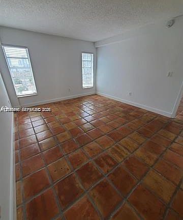 4th image of 1345 West Ave APT 702