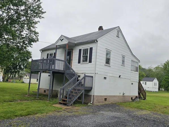 612 Gordon St, Glasgow, VA 24555
