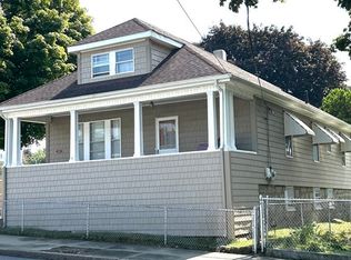 243 Slade St, Fall River, MA 02724
