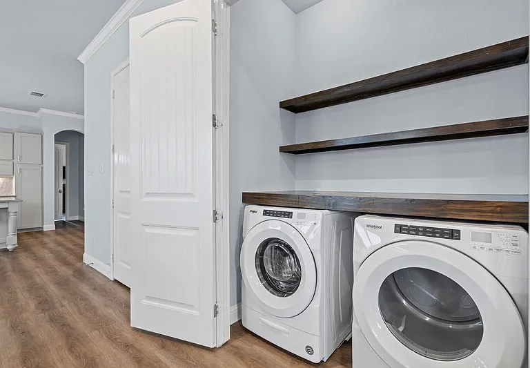 3322 S University Dr — Photo 3