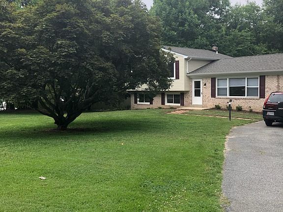 4th image of 39556 Mason Dr