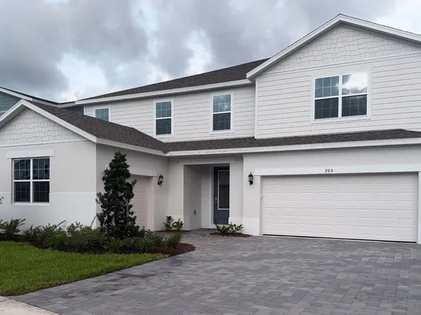 765 Farfields St, Deland, FL 32724