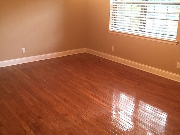 4th image of 4051 E Freedom Cir