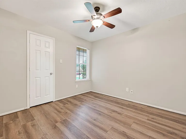 18499 Sunrise Pines Dr — Photo 28