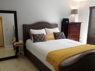5839 SW 74th Ter APT 103, South Miami, FL, 33143