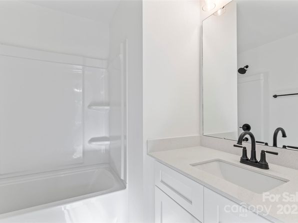 charlotte-north-carolina-6219056 picture