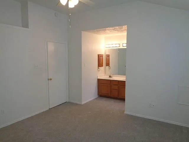 1211 Grand Junction Dr — Photo 15