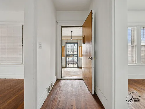 24 Tennyson St Photo 1
