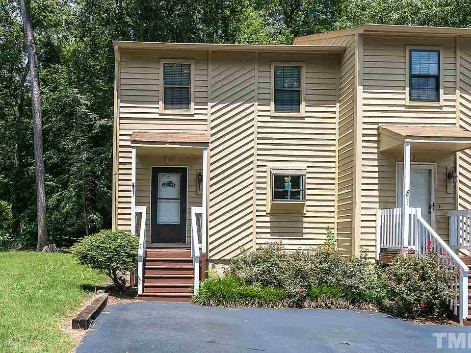 1st image of 70 Willow Bridge Dr