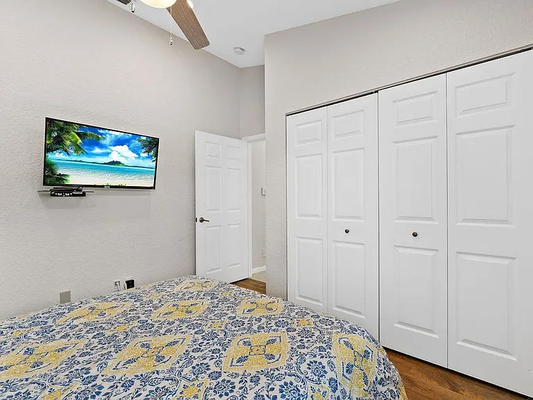 8050 Aberdeen Dr #202 — Photo 29