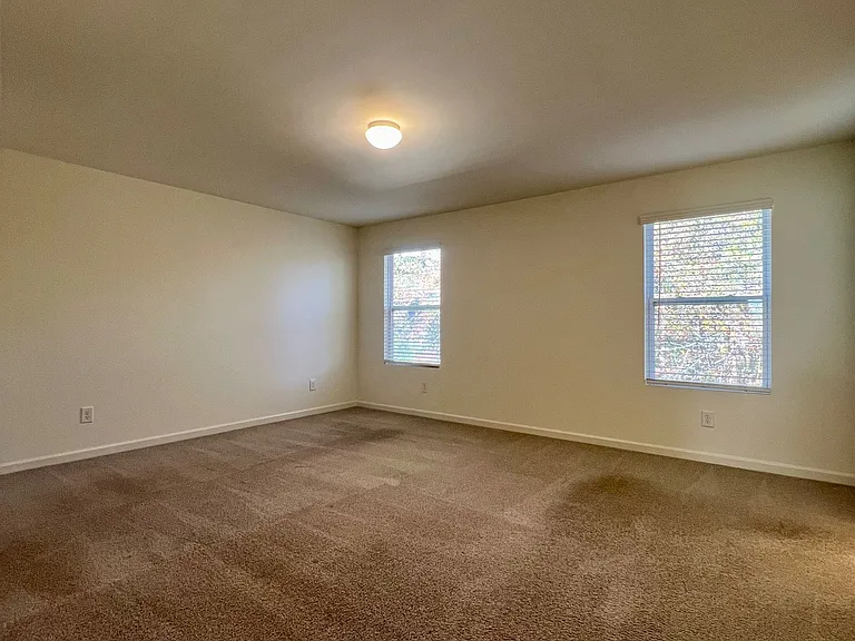7926 Bristle Ln — Photo 14