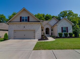 131 Odie Ray St, Gallatin, TN 37066