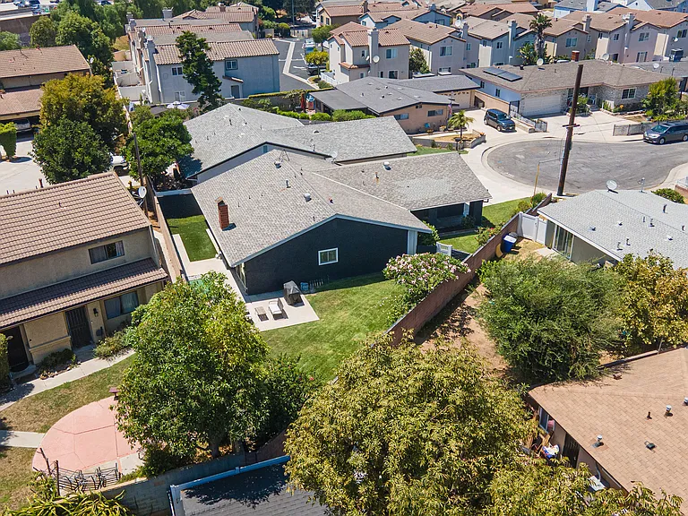 15634 Wharff Ln — Photo 30