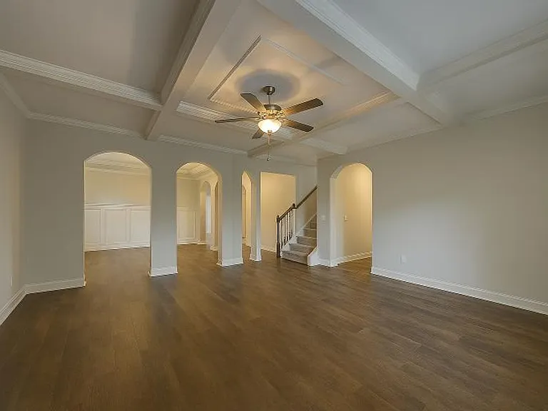 1233 Black Oak Cir — Photo 15