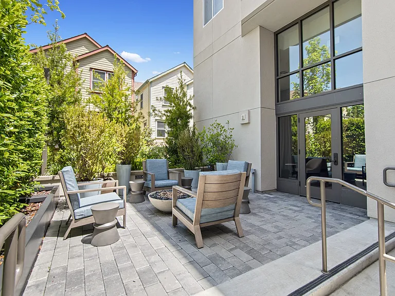 Outdoor Patio Lounge at Aventine Apartments in Hercules, CA 94547