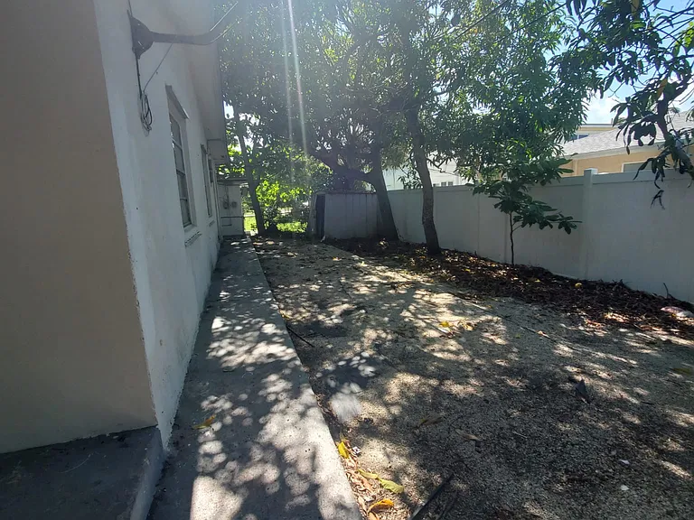 3831 SW 12th Pl #3 — Photo 10