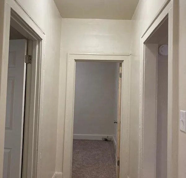 602 E Republic St — Photo 13