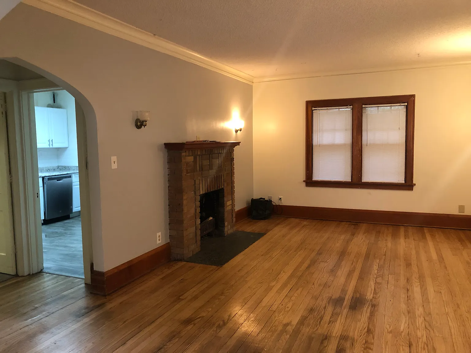 6 bed, $3,450 — Photo 4