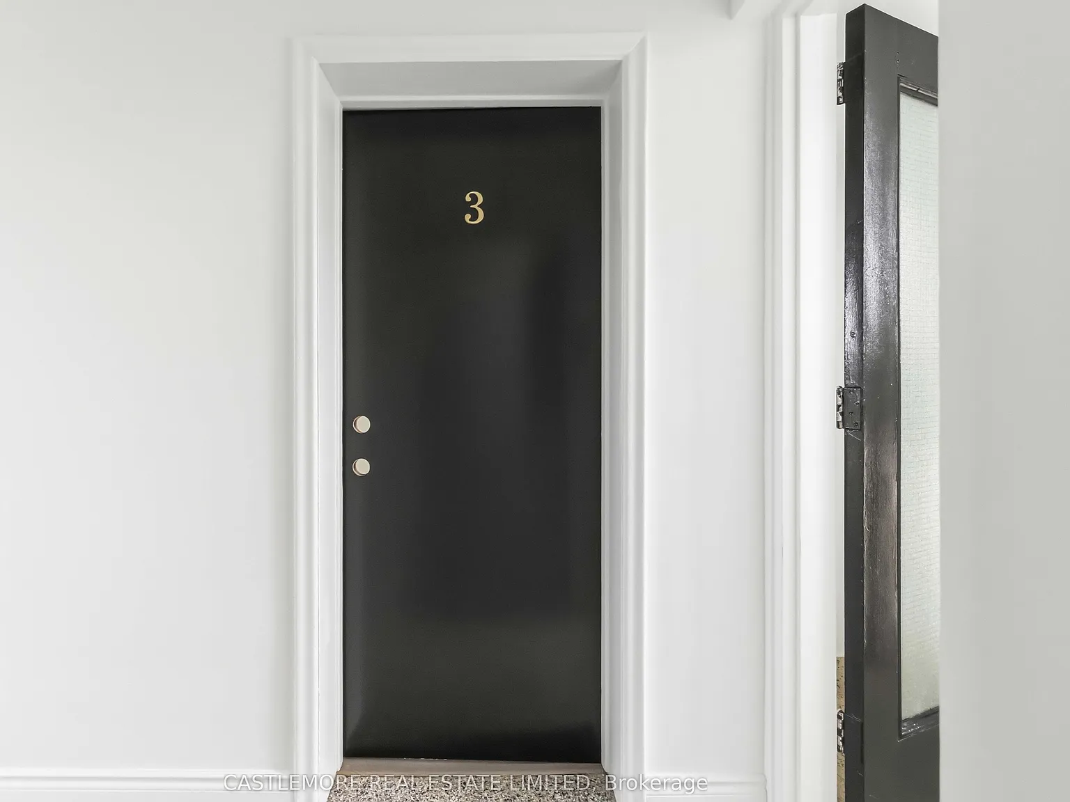 2 bed, $2,500 — Photo 4
