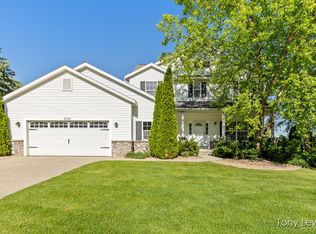 8544 Rainbows End Rd SE, Caledonia, MI 49316