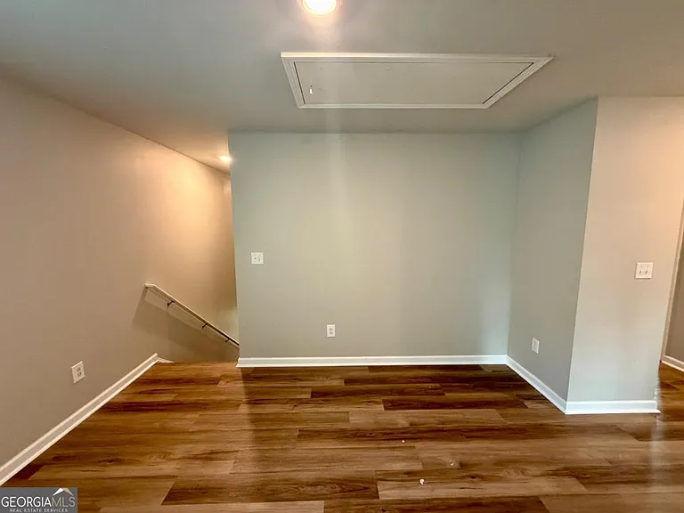 3128 Baylor Cir — Photo 9