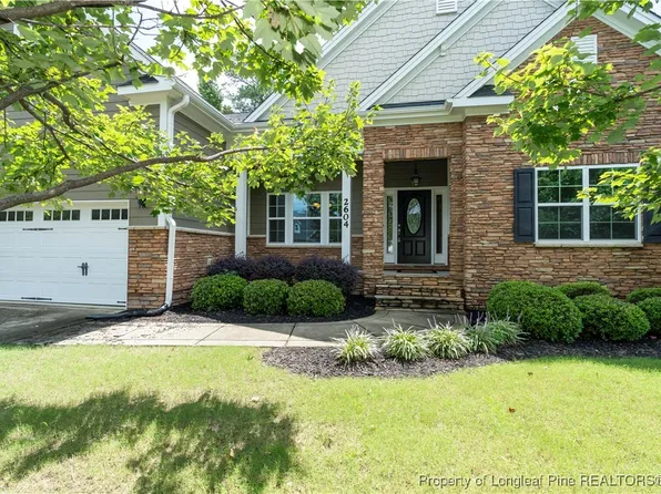 2604 Thorngrove Ct, Fayetteville, NC 28303