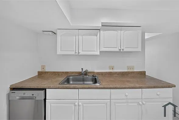 2028 1st St NW #B — Photo 6