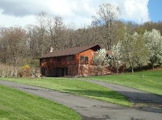 162 Farm Ln, Hyndman, PA 15545