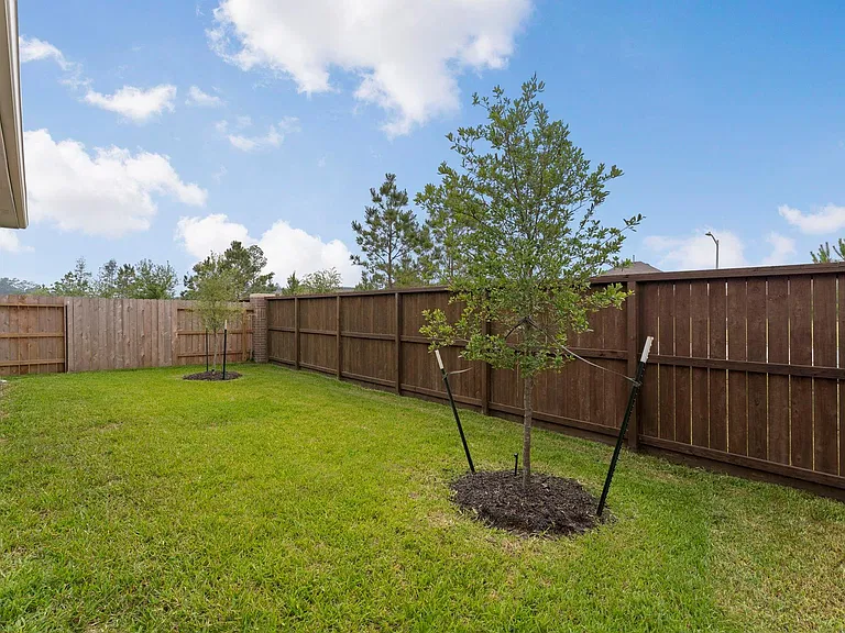 14483 Cedar Ledge Ln — Photo 19