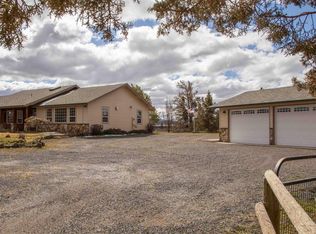 10402 SW Fleming Rd, Powell Butte, OR 97753