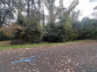 Ash Ln, Kilgore, TX 75662