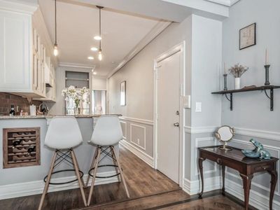 208 7th St APT 1R, Jersey City, NJ, 07302