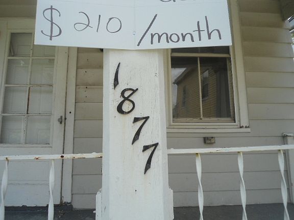 2nd image of 1877 Knox St