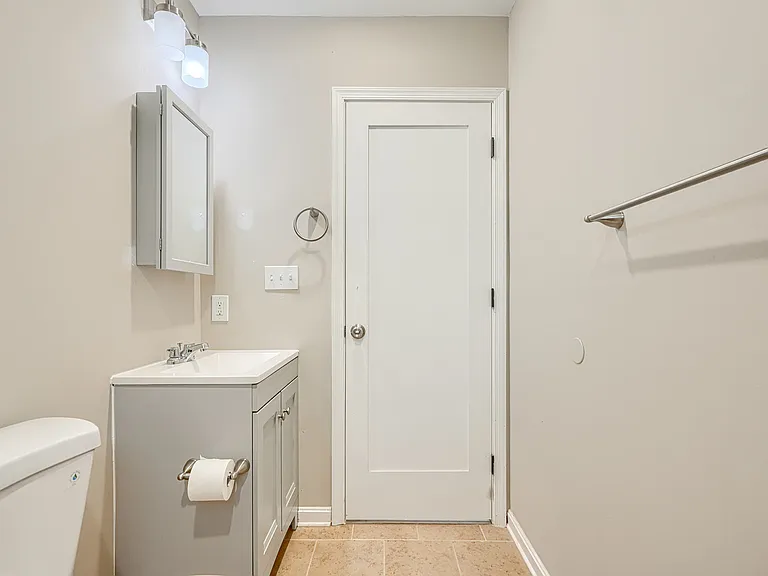 446 N Linwood Ave #2 — Photo 14