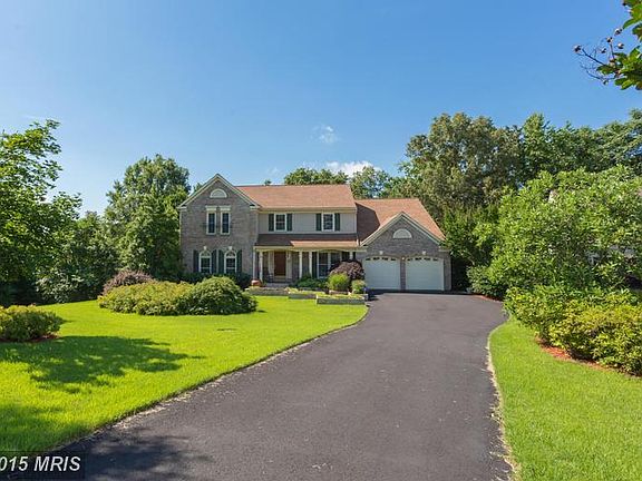 2nd image of 4408 Grayson Ln