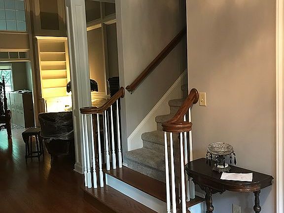 5th image of 2621 Charlotte Oaks Dr