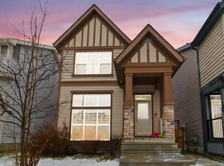 5048 Andison Close SW, Edmonton, AB T6W 3T3