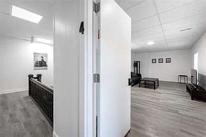 62 S Main St #4
