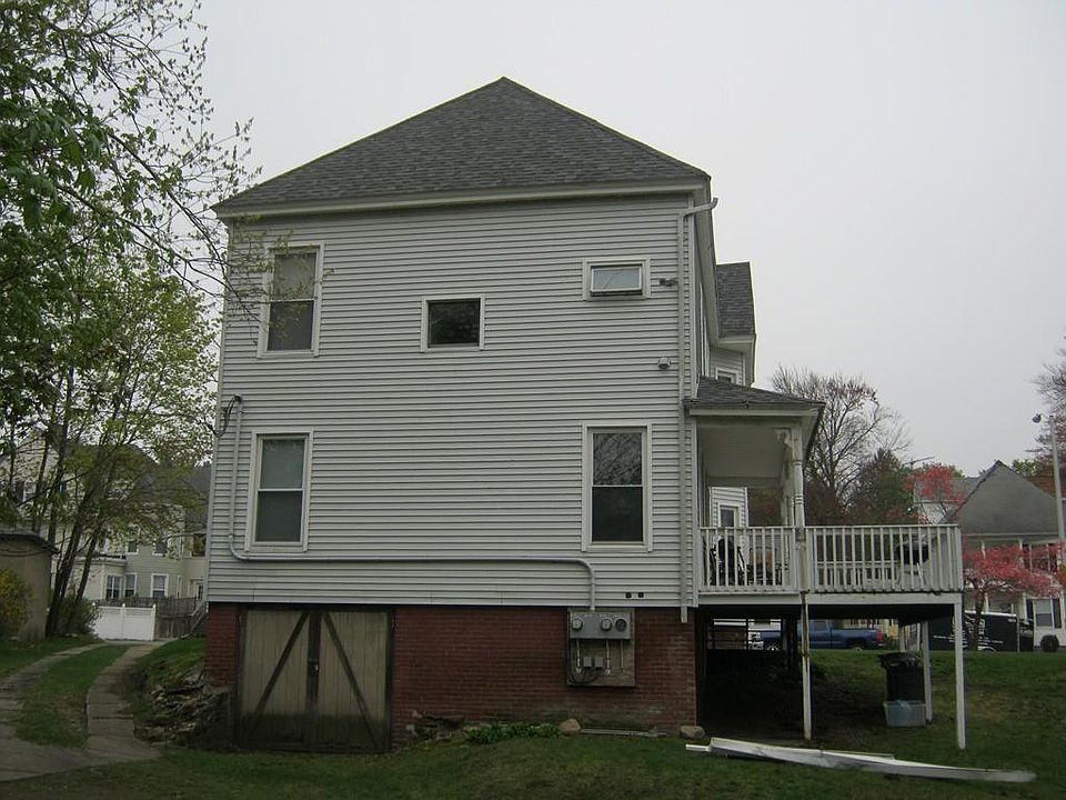 Building Photo 4