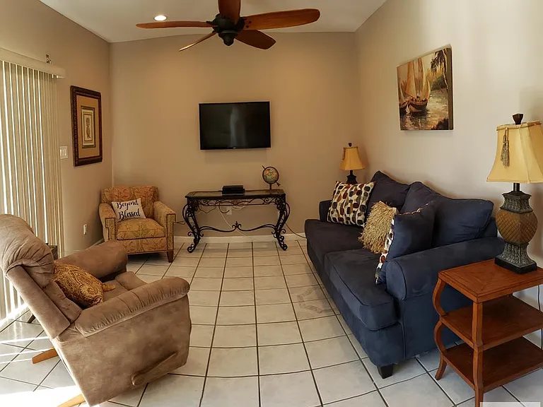 801 Beach Blvd — Photo 18
