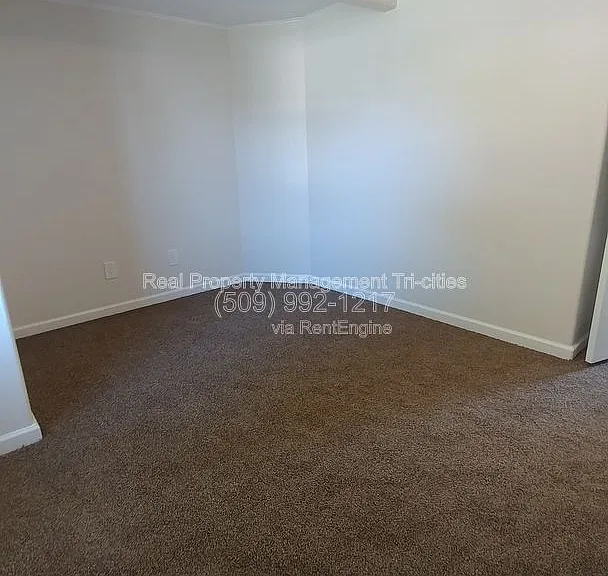 1310 Birch Ave — Photo 13