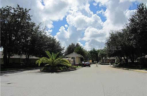 5th image of 17201 Indian Creek Dr