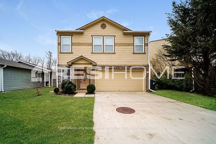 1st image of 247 Bermuda Lakes Dr