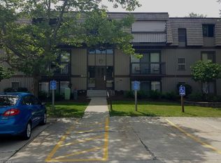 9840 Sunrise Blvd UNIT S28, North Royalton, OH 44133