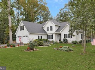 302 Doe Run Rd, Inwood, WV 25428