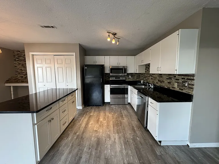21752 River Canyon Rd — Photo 29